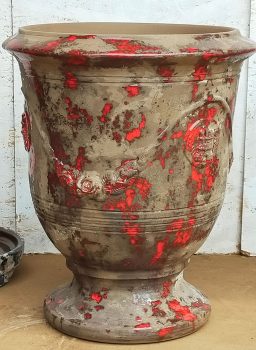 Vase d’Anduze terre noire patine rouge