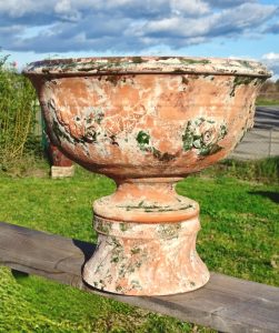 Vase artisanal en terre cuite