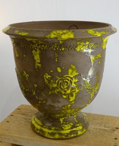 Vase artisanal en terre cuite